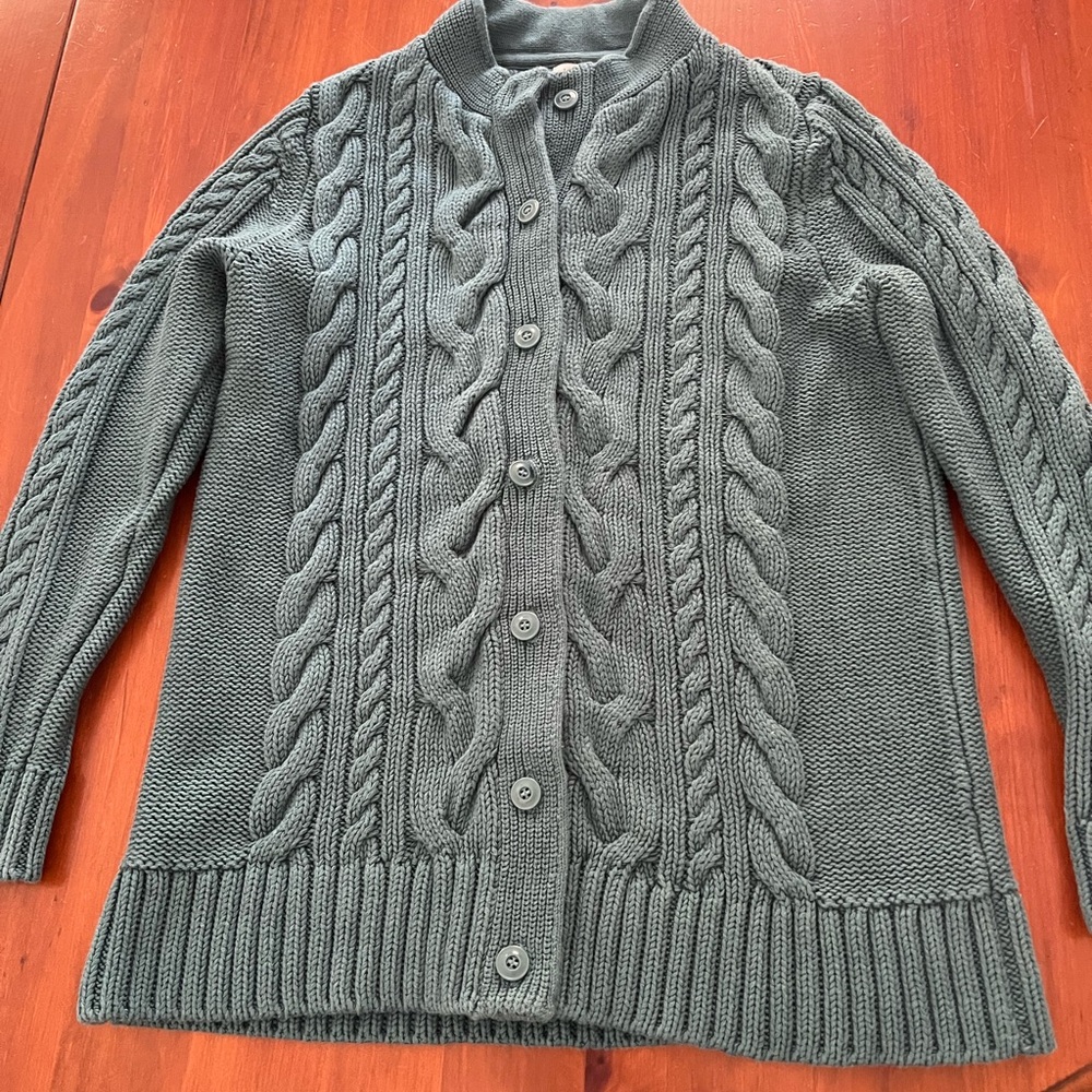 Women’s size Large green LL Bean Sweater